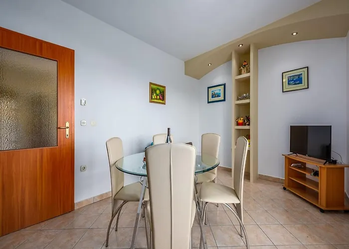 In With Heated Pool & Sea View Apartamento Drenje (Istria)