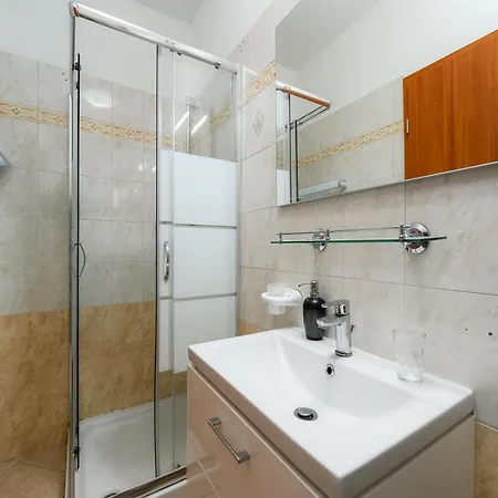 Lejlighed In With Heated Pool & Sea View *