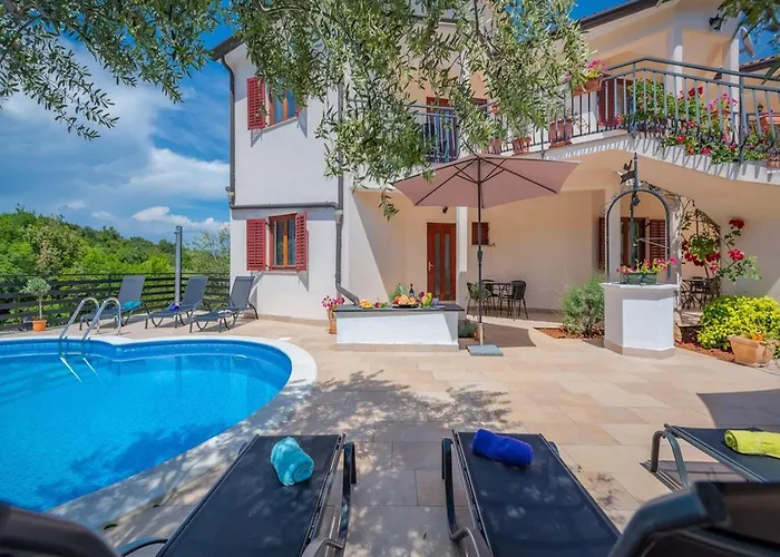 Apartamento In With Heated Pool & Sea View *